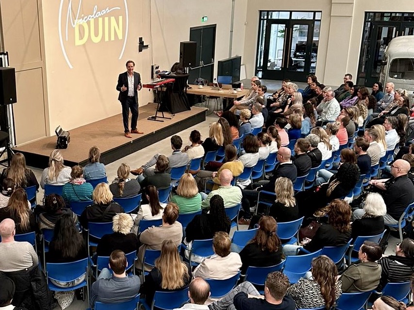 Dag van de Verbinding - Muzikaal Spreker Nicolaas Duin